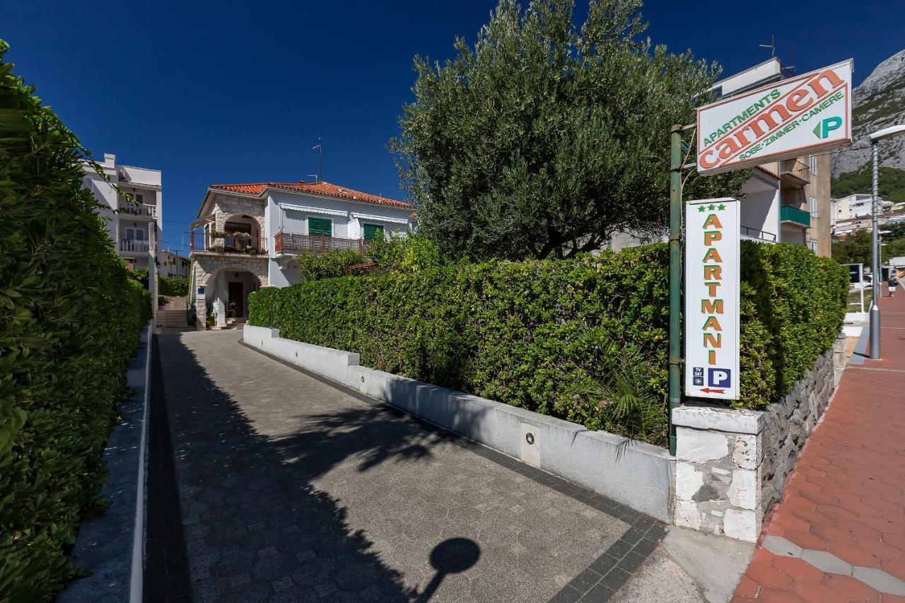 Apartments Carmen Макарска Екстериор снимка